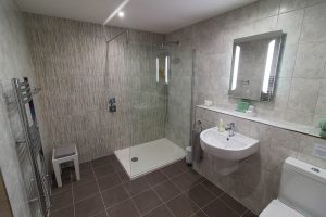 bedroom bathroom